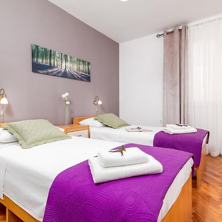 Apartments With A Parking Space Fazana - 18334 Esterno foto